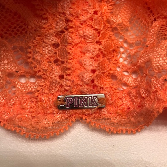 Victoria’s Secret PINK front clasp push-up bra - Picture 3 of 5